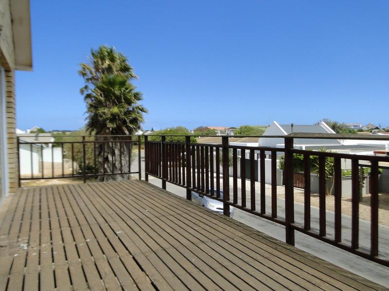 3 Bedroom Property for Sale in Britannia Bay Western Cape